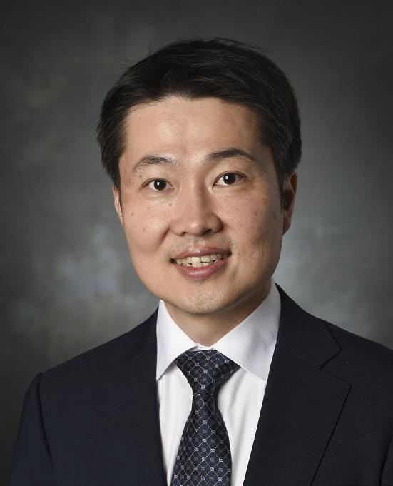 Wooram Lee