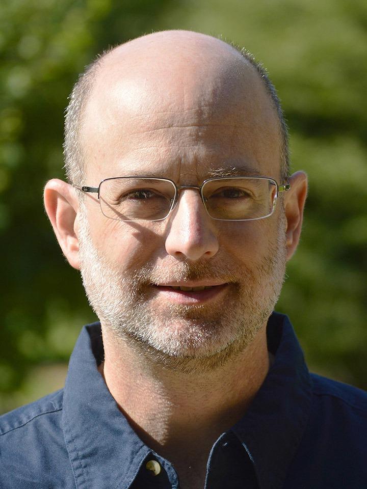 Daniel S Katz