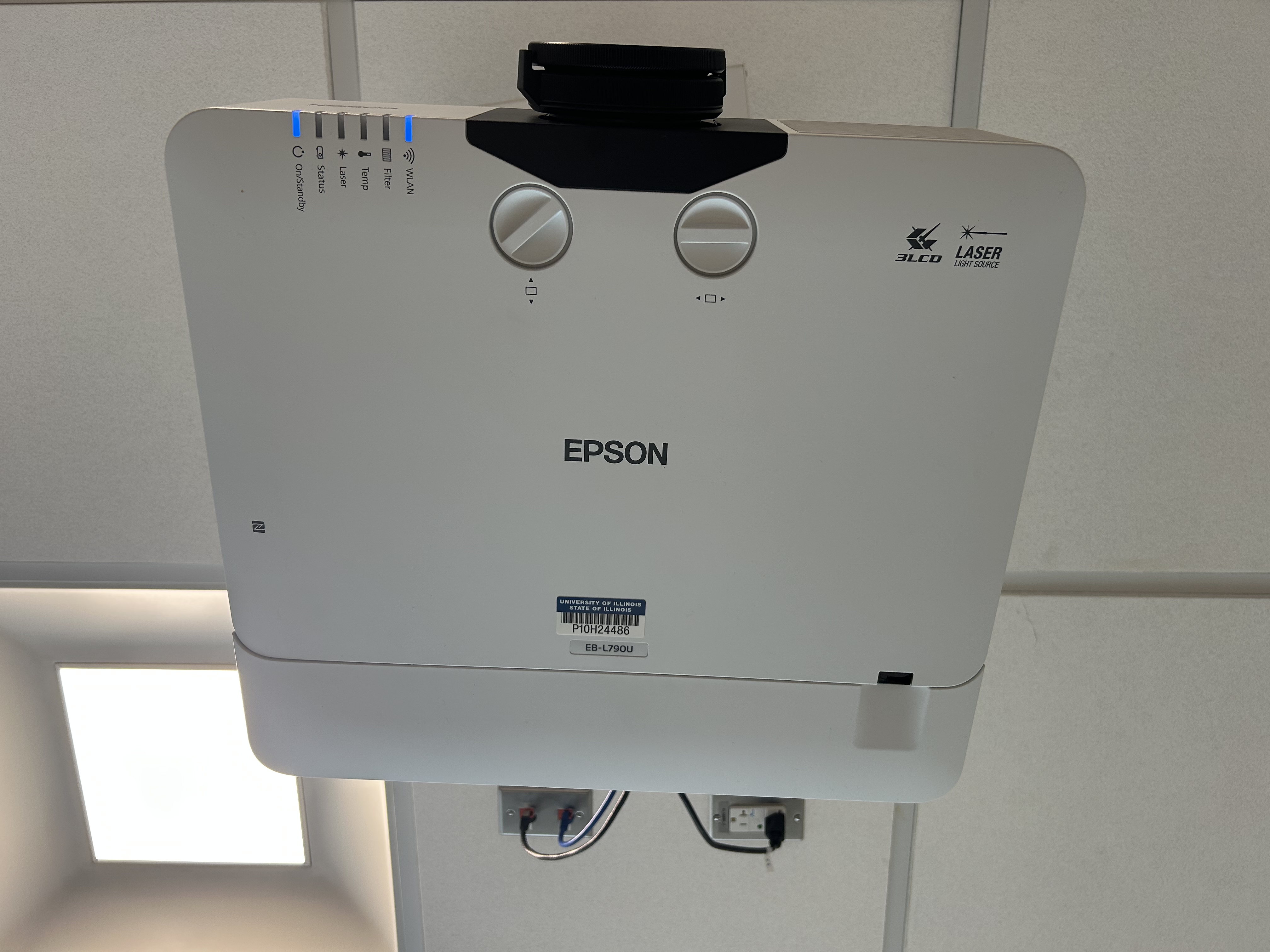 Image of ECEB_3017_Proj_West