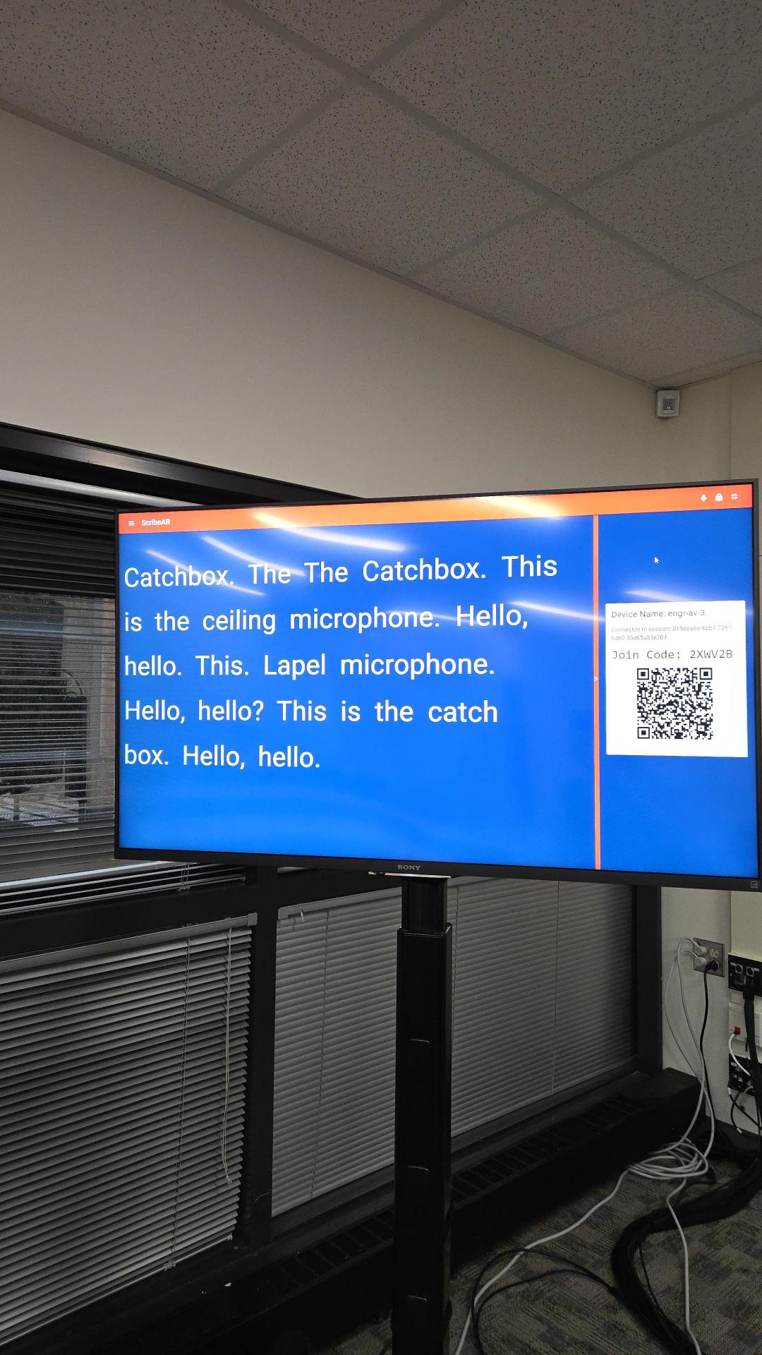 Image of DCL_2240_Monitor_Left