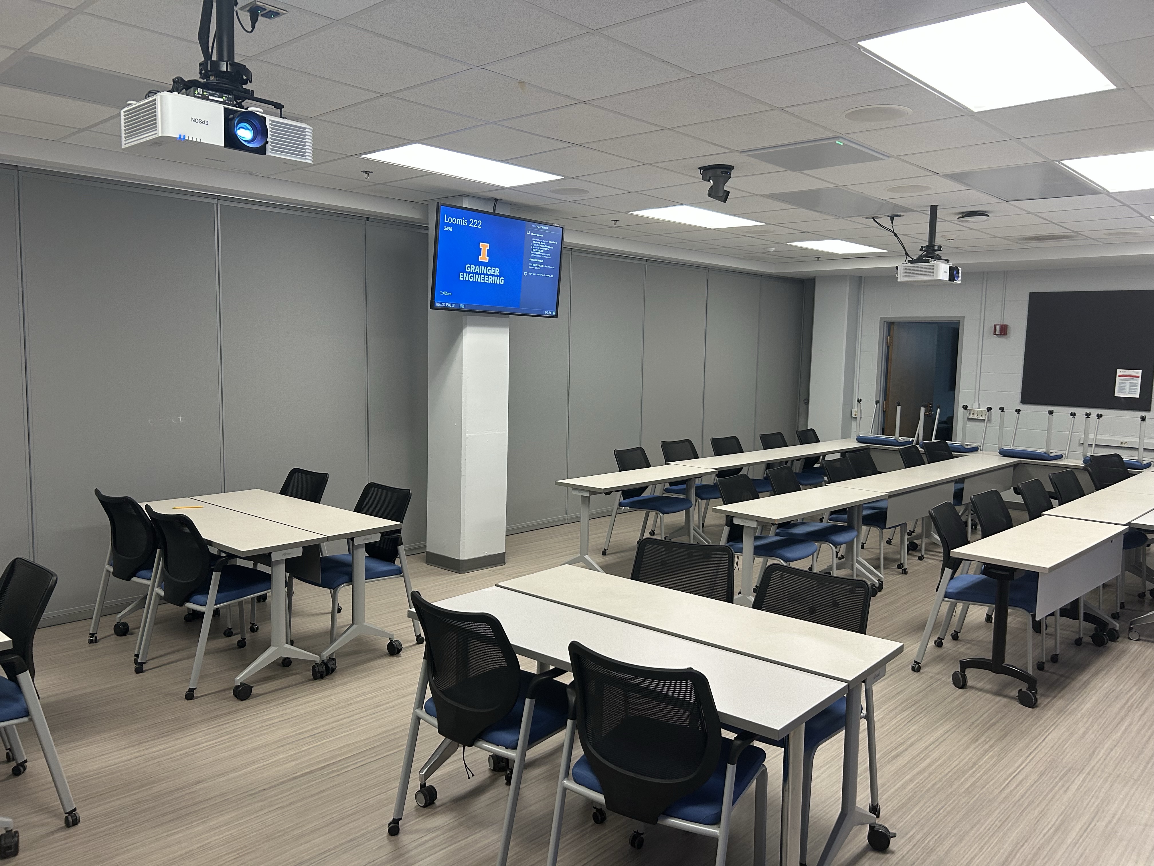 Image of Loomis_222_Full_Room