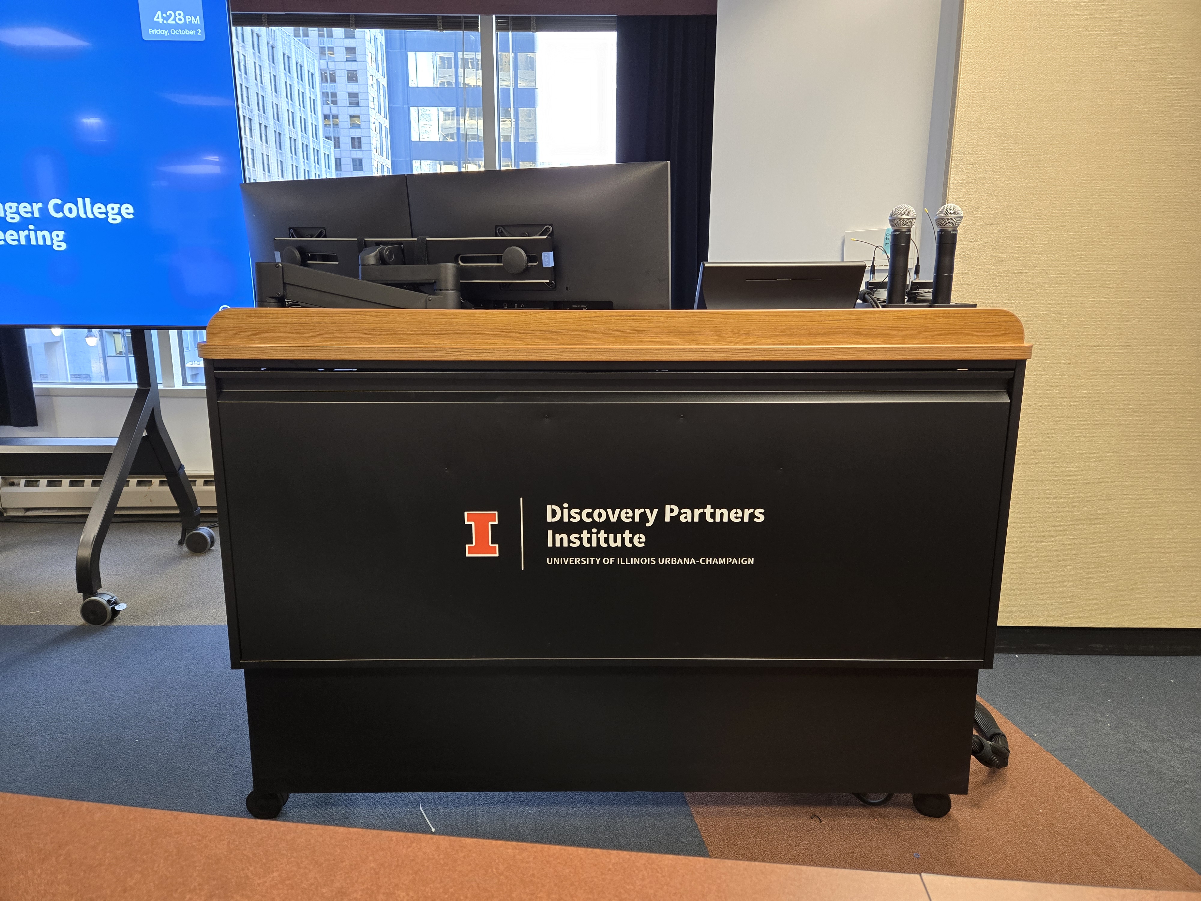 Image of DPI 407 - Lectern Front