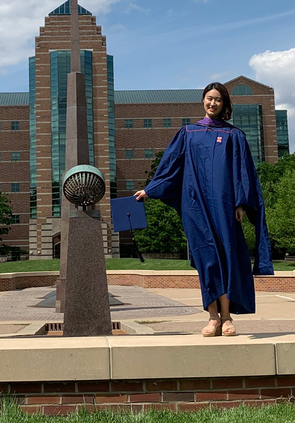 Ji Young (Gaby) Song