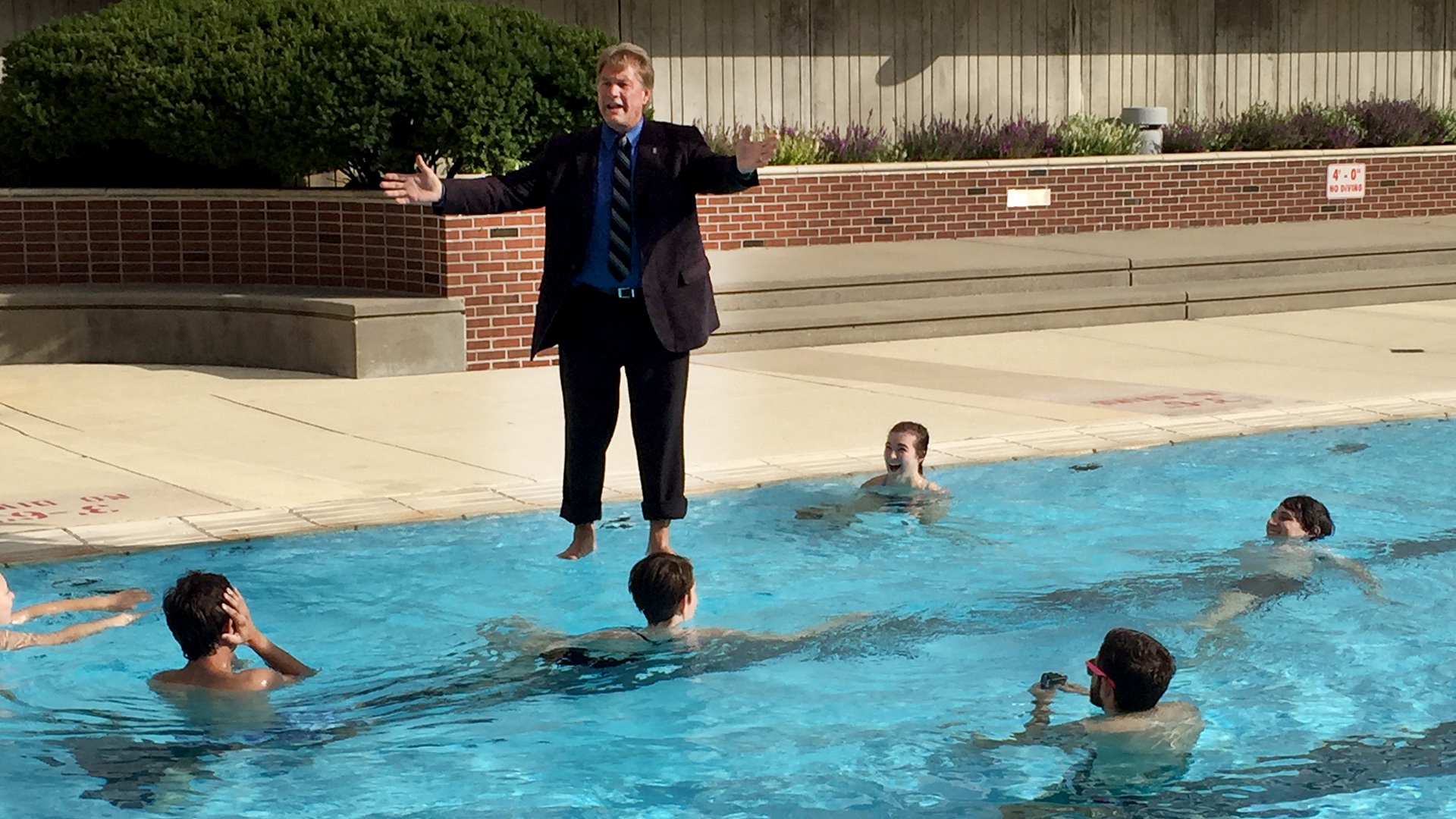 Ruzic walks on water for NPRE 101 students