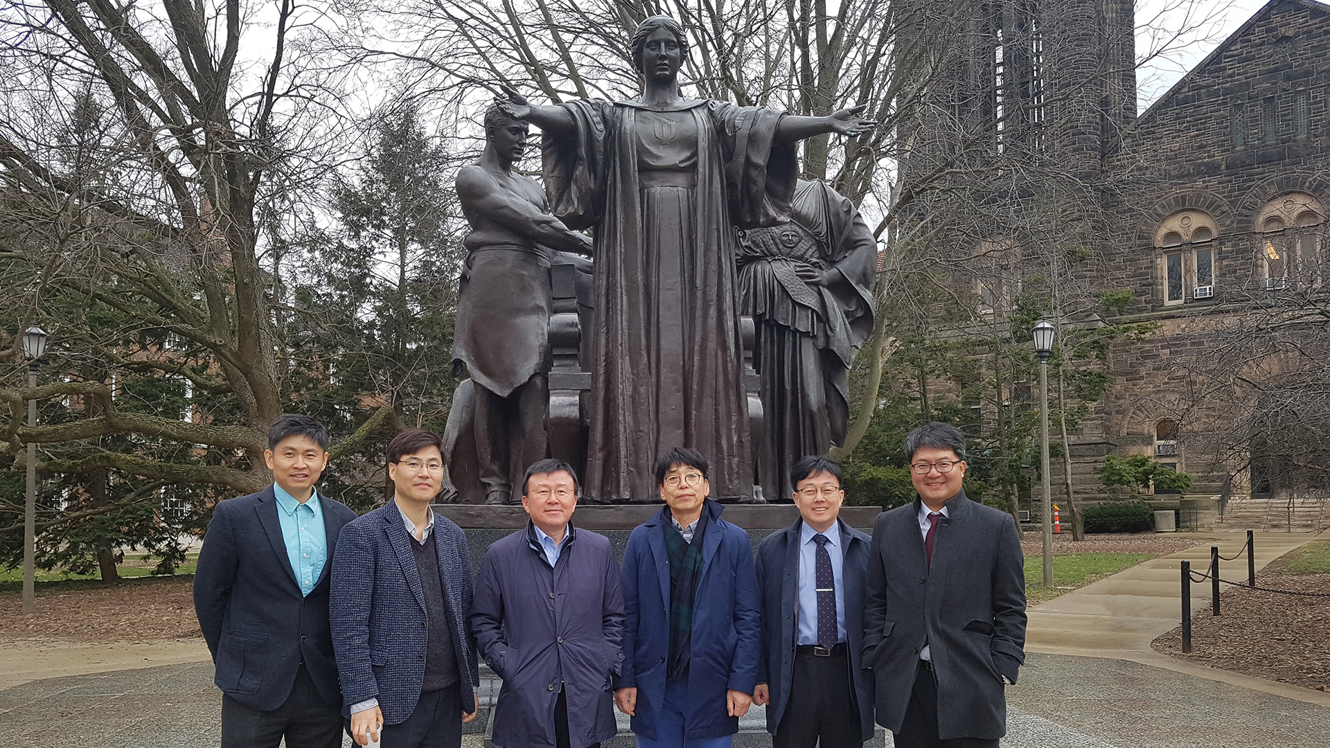 Korean visitors explore collaboration with NPRE faculty