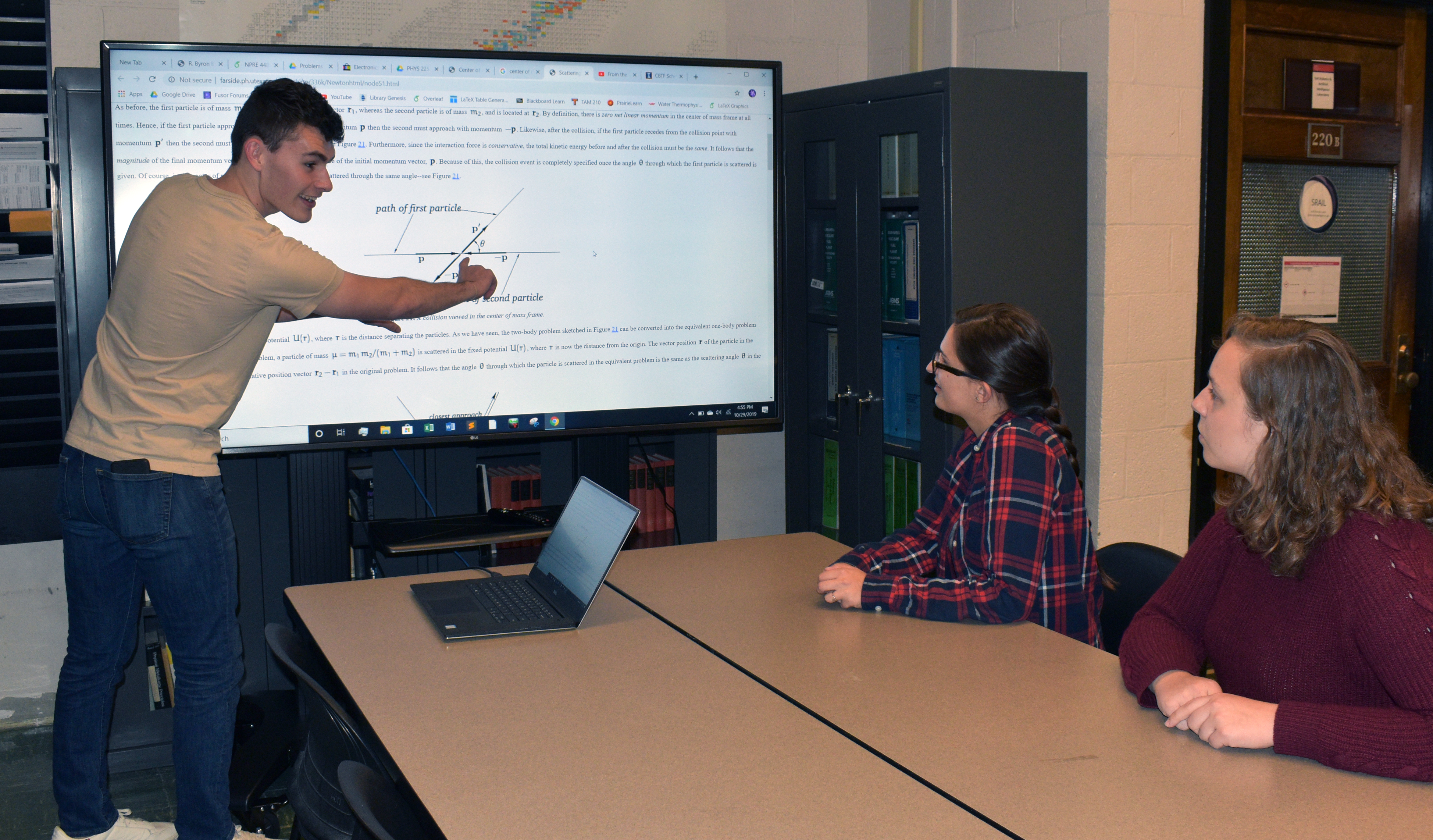 Gift of TV monitors facilitates student collaboration
