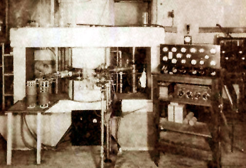 回旋加速器建成于1936年在伊利诺斯州P.G.克鲁格和他的学生。