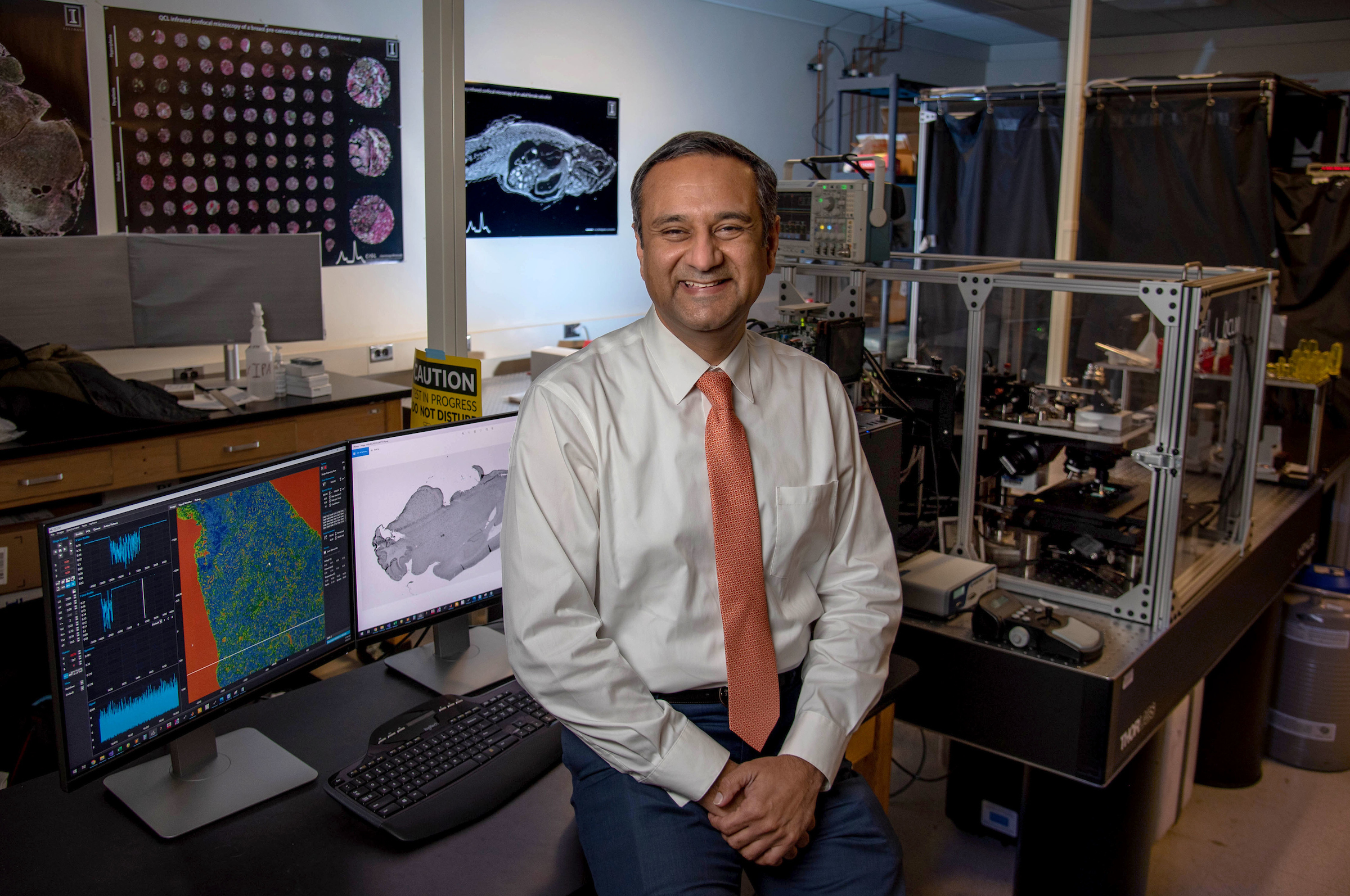 Biomedical engineering professor and Cancer Center at Illinois Director Rohit Bhargava