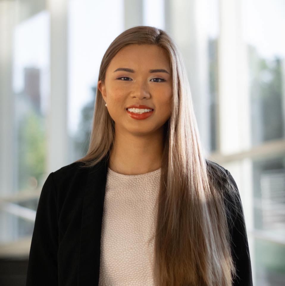 Lillian Ye
